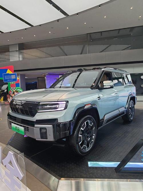 佛山禅城区智扬思企业管理咨询比亚迪方程豹硬派越野的爆款，英菲尼迪35周年与你共成长